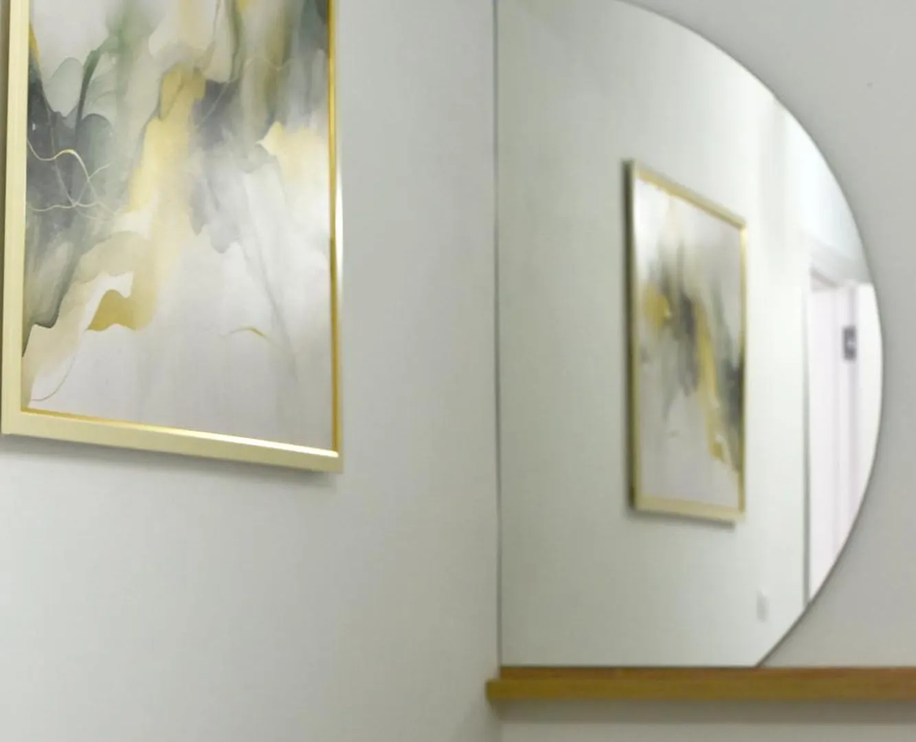 Liv Luxury Apartment Marina Bay Resort Vlore
