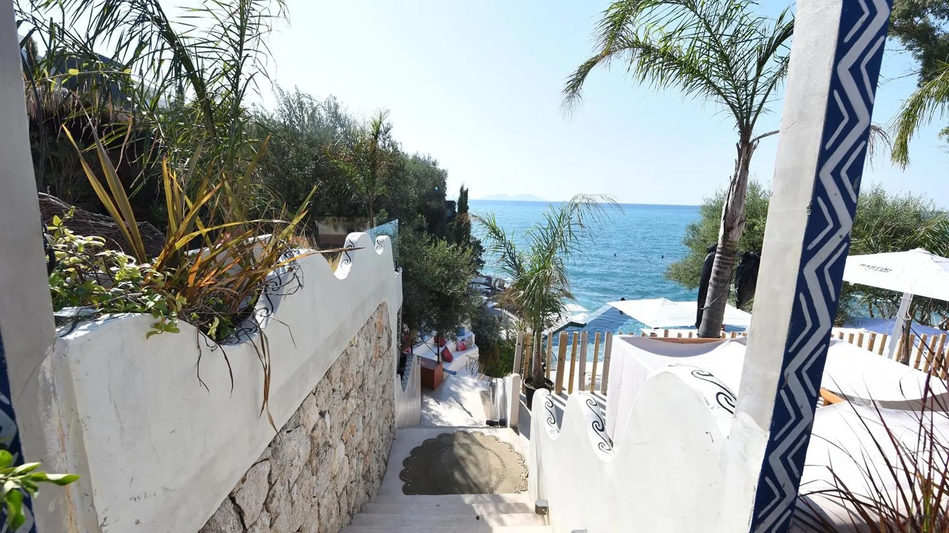 Liv Luxury Apartment Marina Bay Resort Vlore 0*,  Albania