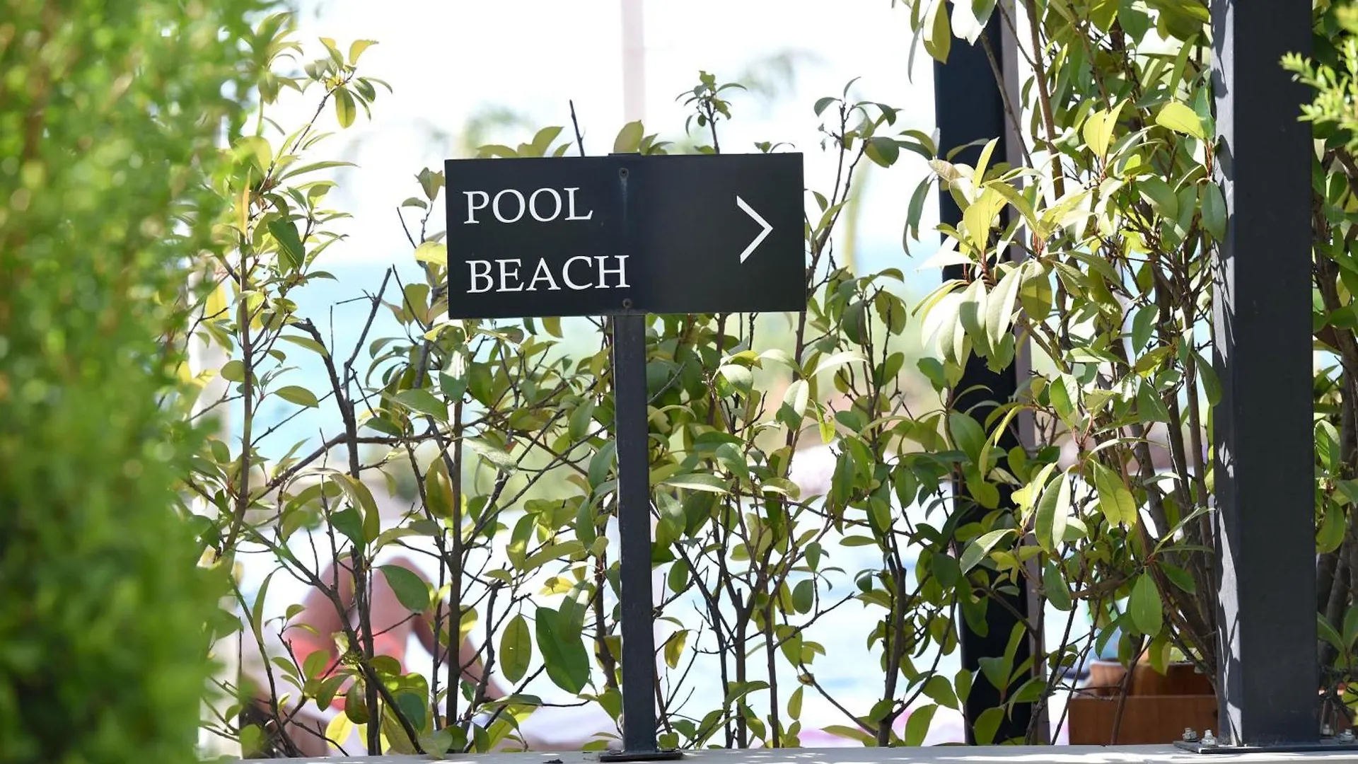 Liv Luxury Apartment Marina Bay Resort Vlore
