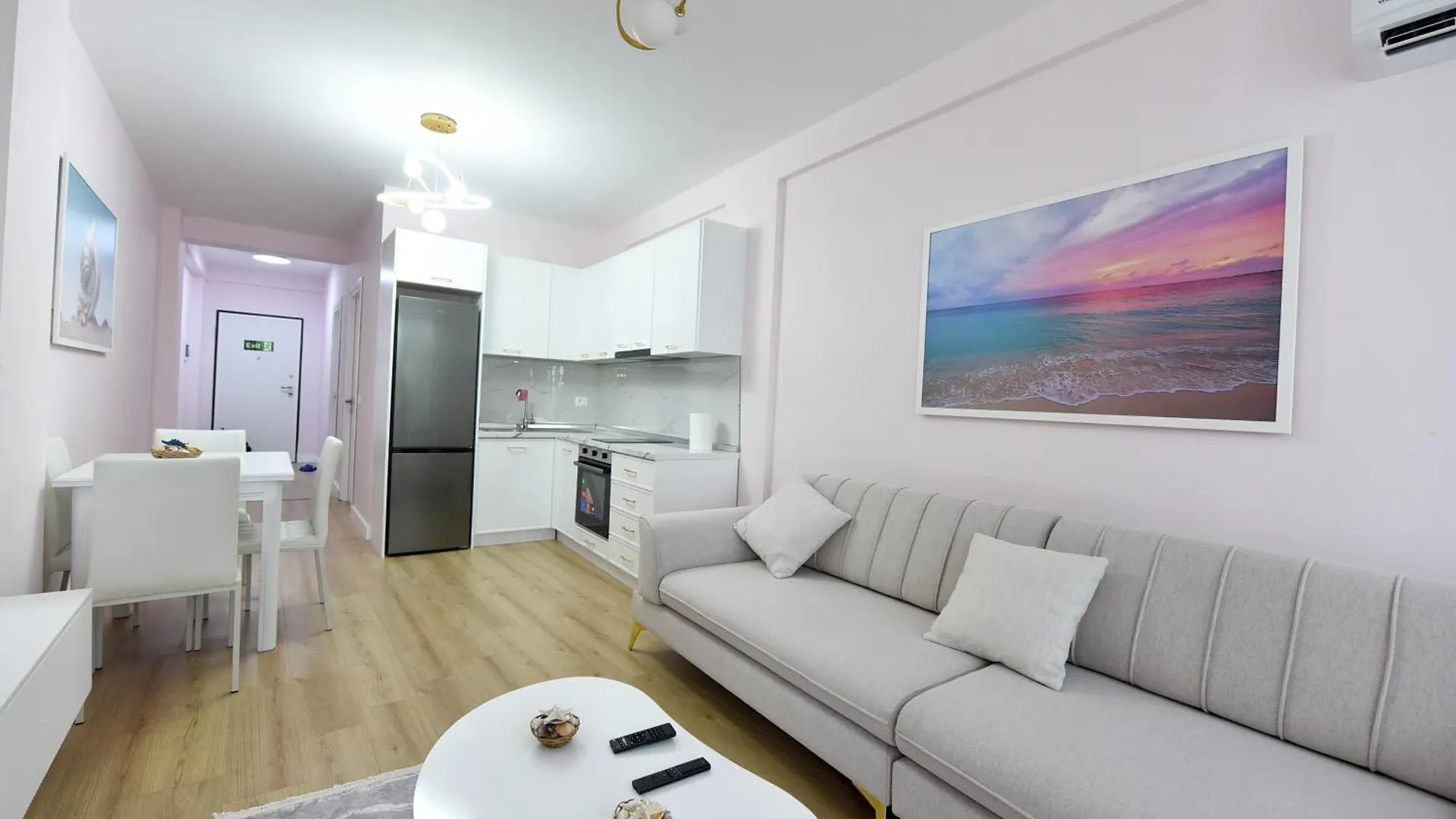 Liv Luxury Apartment Marina Bay Resort Vlore Albania